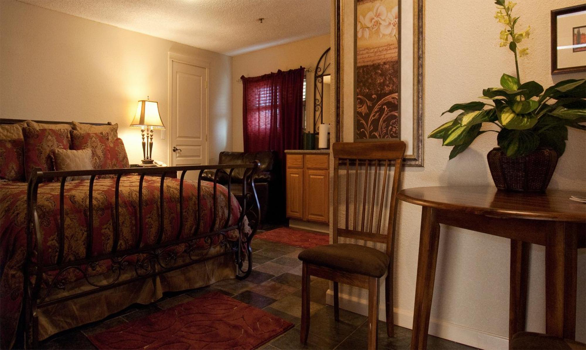 Silverton Inn & Suites ภายนอก รูปภาพ
