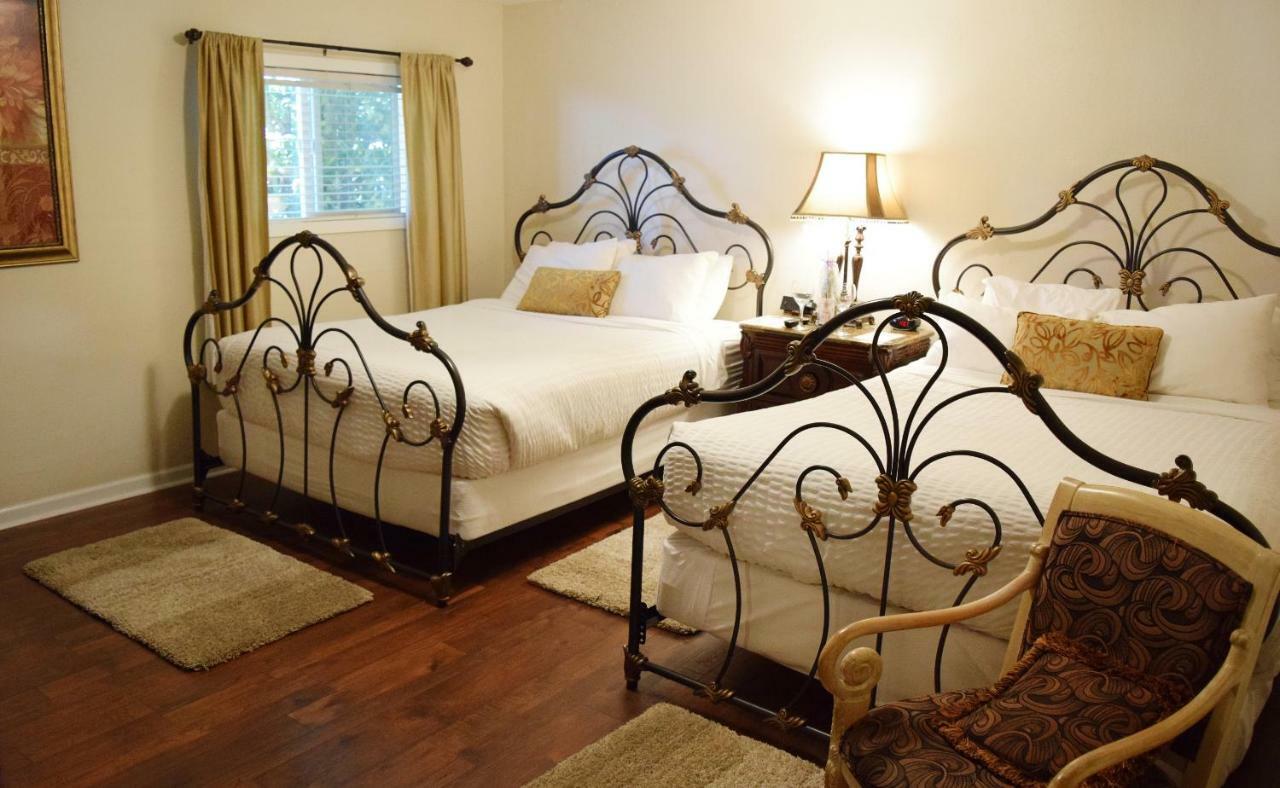 Silverton Inn & Suites ภายนอก รูปภาพ
